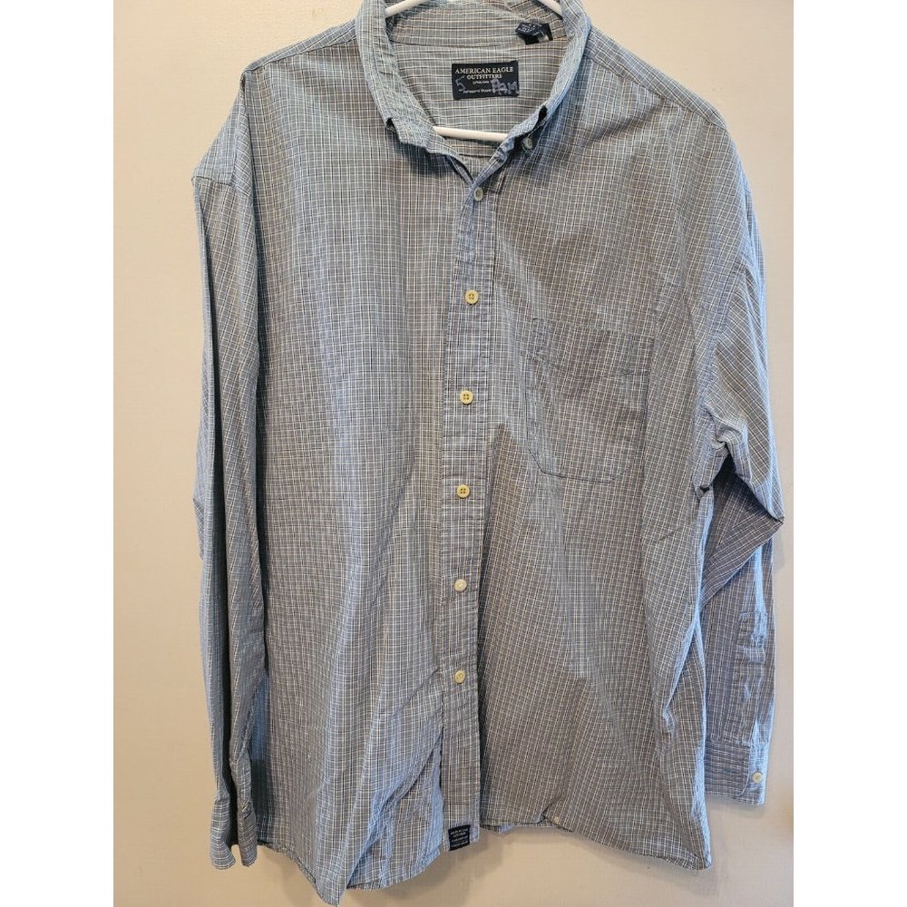 Men's XL American Eagle button down long sleeve shirt: Blue plaid print, EUC